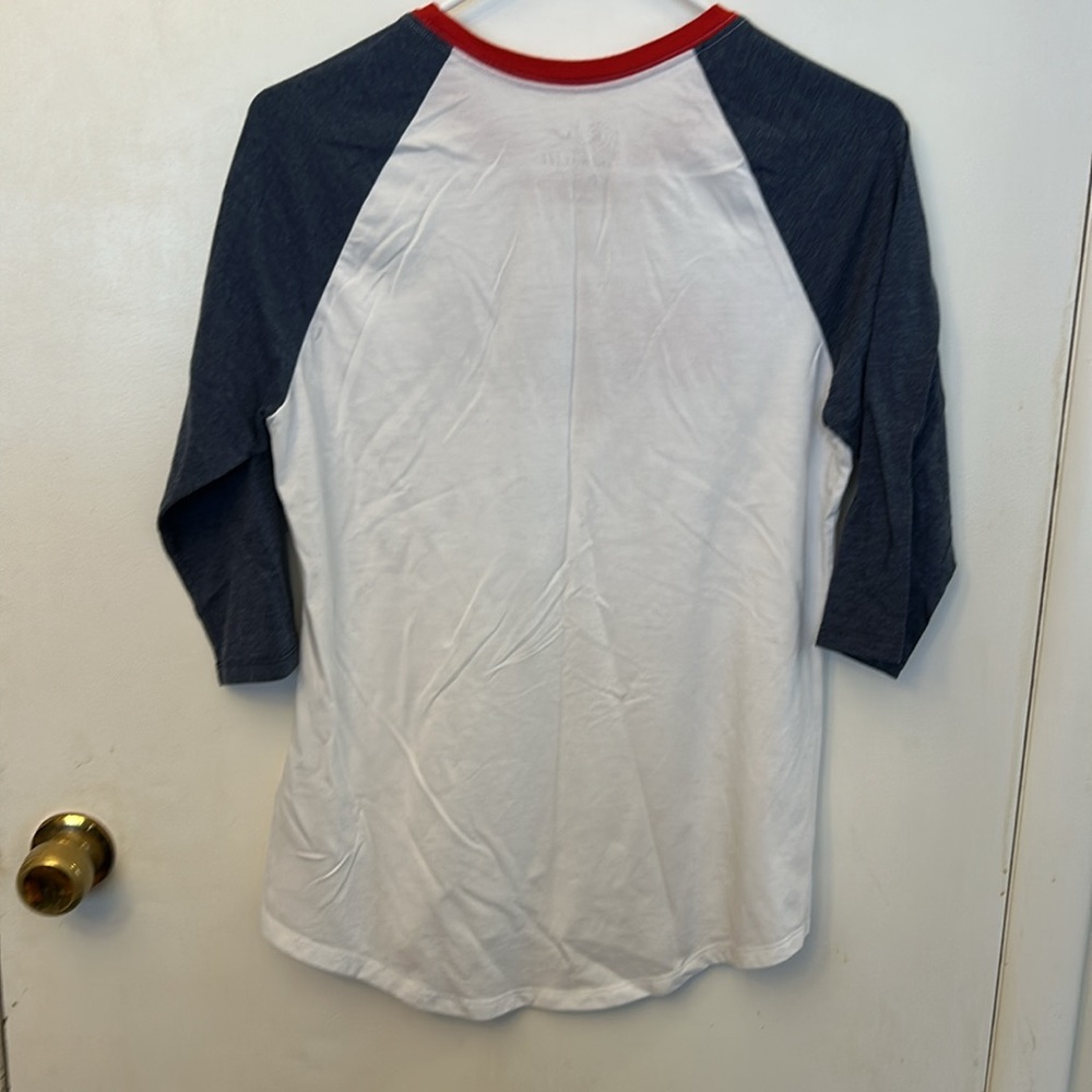 Nike Women’s MN Twins Shirt Size Medium - Picture 4 of 4